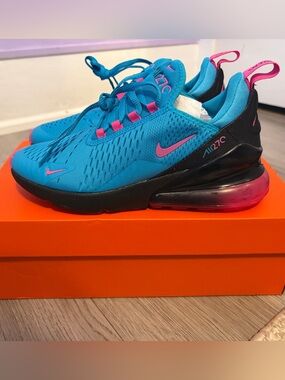 Nike: "South Beach" Air Max 270, Color: Light Blue/Fury Fuschia, Size: 5 Youth